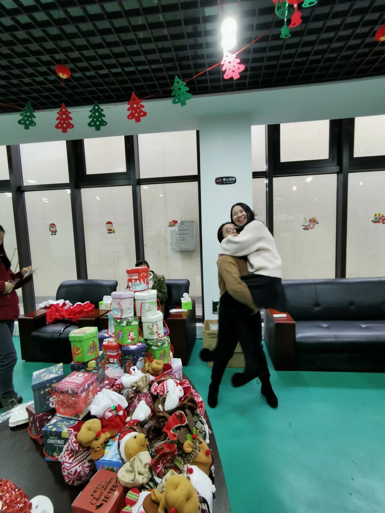 圣誕主題生日趴 | 濃情暖意平安夜，誕愿有你共前行