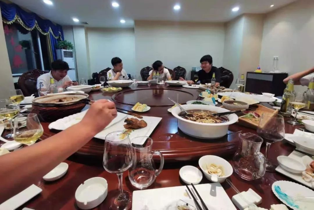 夏送清涼，集體慶生，慰問一線 | 致我們的一線伙伴：辛苦了！